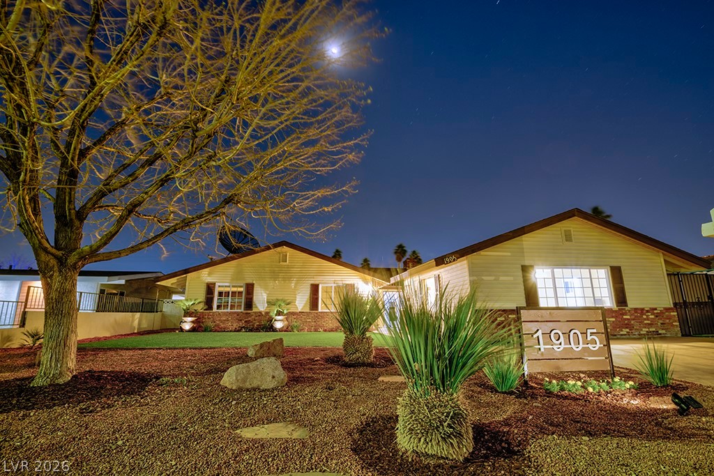 1905 South 16th Street Las Vegas NV 89104