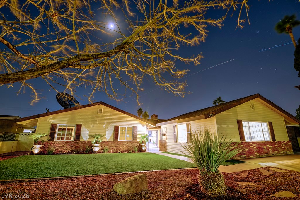1905 South 16th Street Las Vegas NV 89104