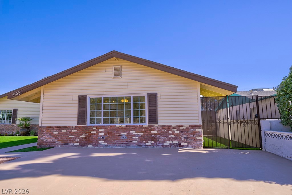 1905 South 16th Street Las Vegas NV 89104