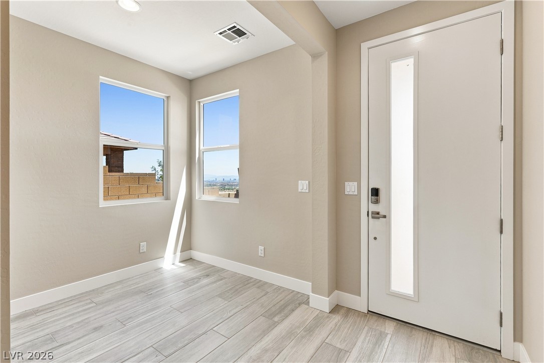 12119 Red Iris Avenue Las Vegas NV 89138