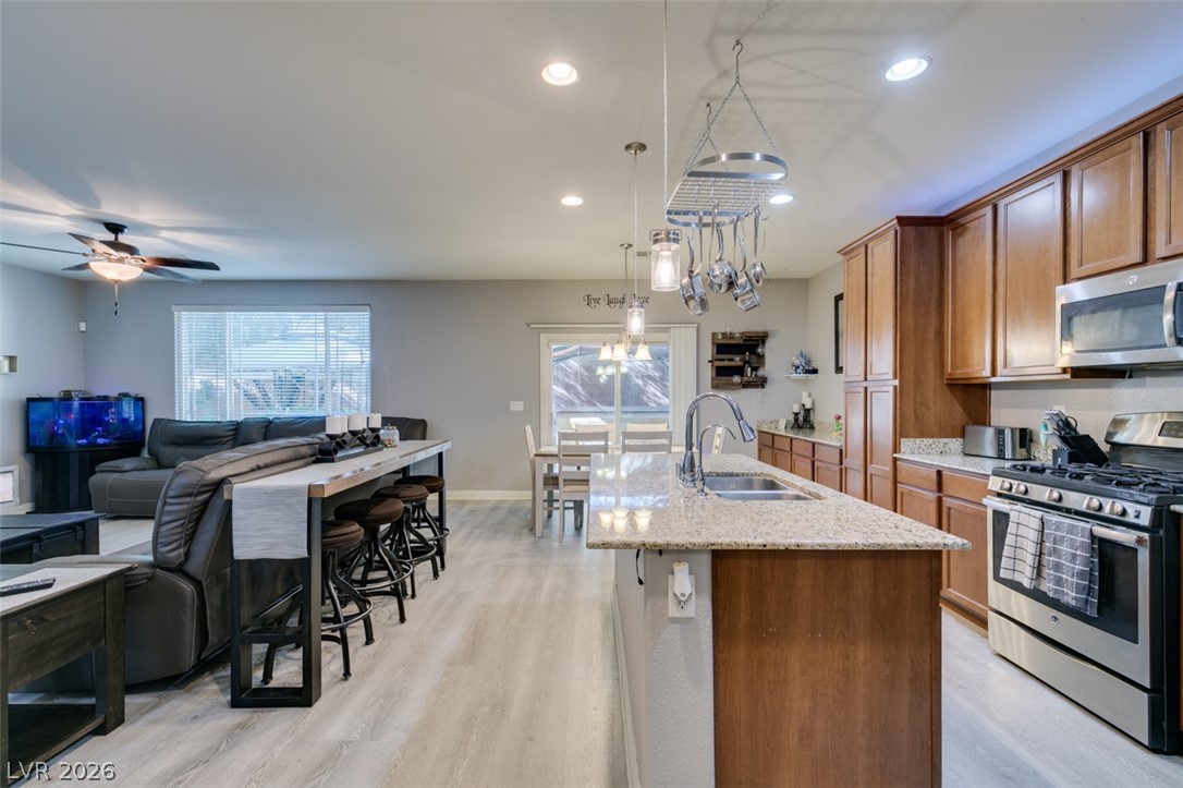 7745 Donner Peak Street Las Vegas NV 89166