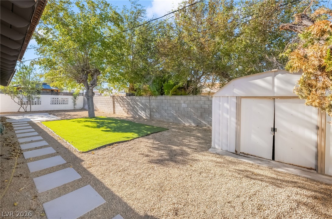 1813 Bracken Avenue Las Vegas NV 89104