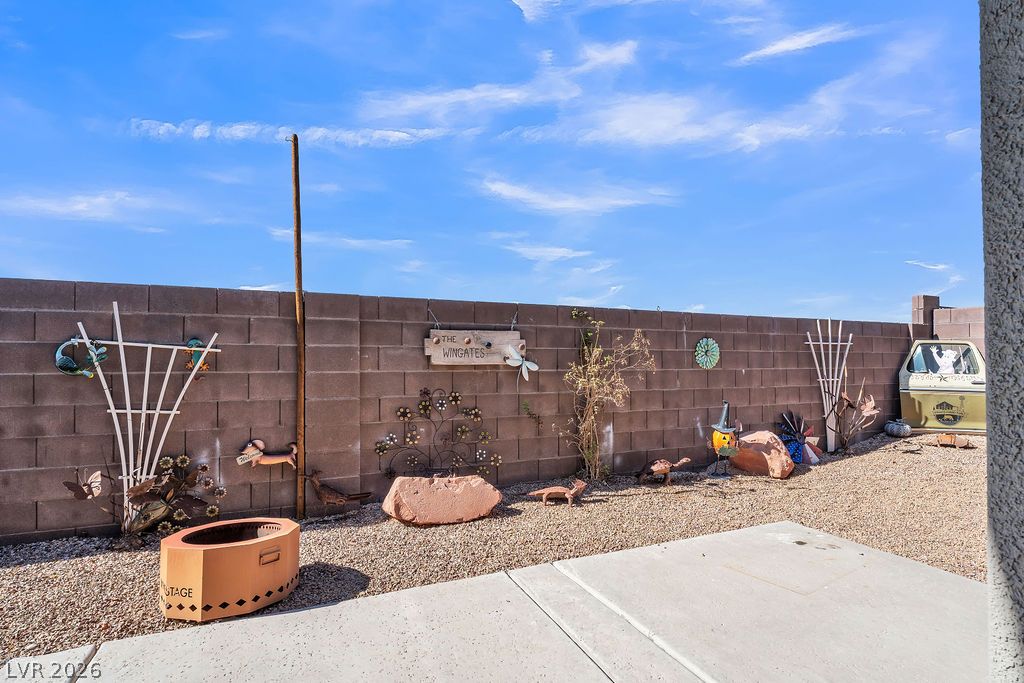 369 Cascade Mist Avenue Las Vegas NV 89123