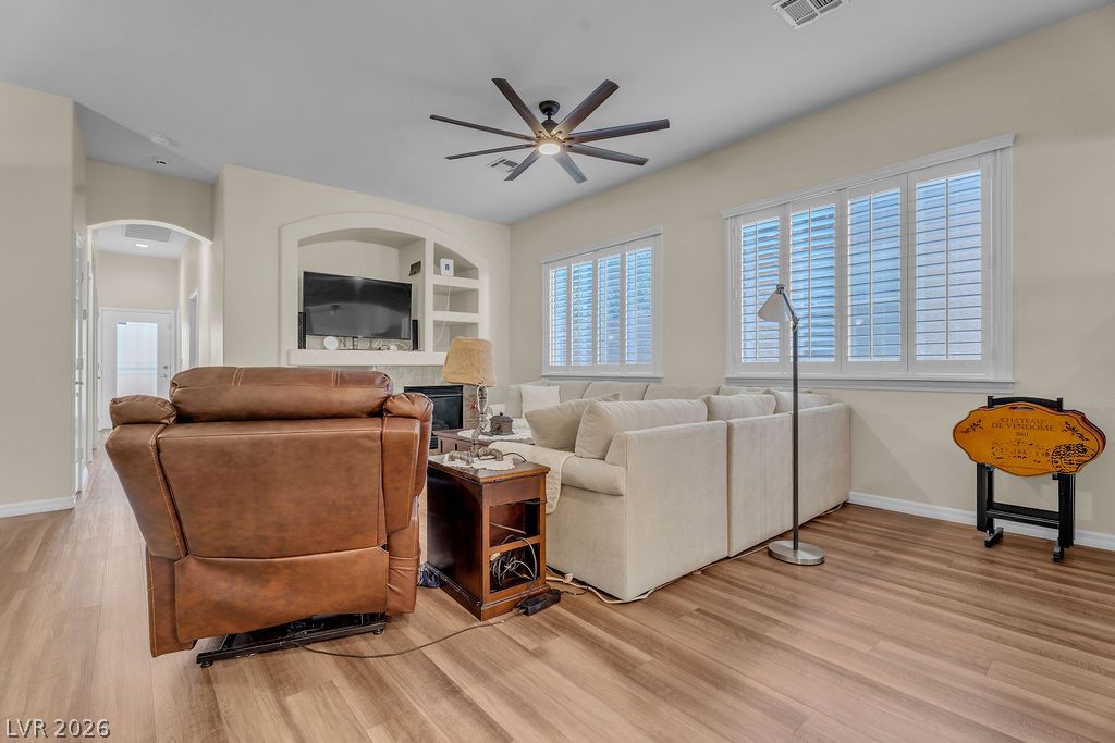 369 Cascade Mist Avenue Las Vegas NV 89123