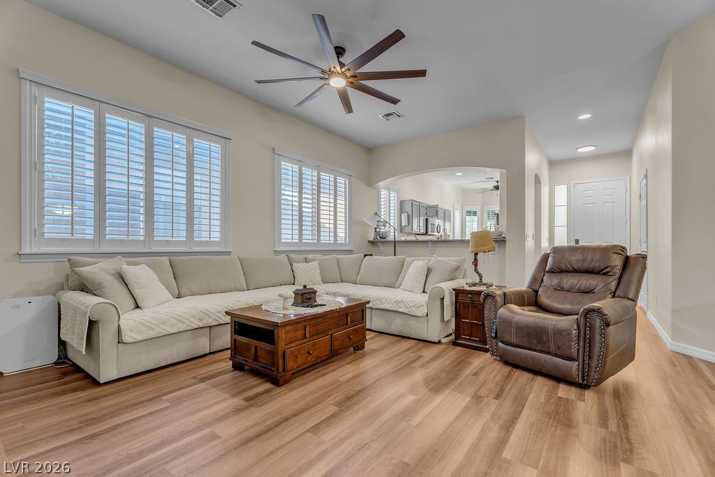 369 Cascade Mist Avenue Las Vegas NV 89123