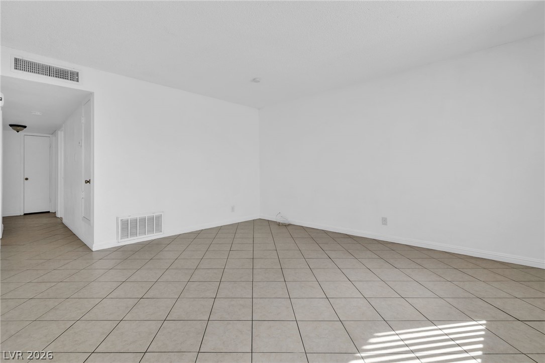 6224 Bristol Way Las Vegas NV 89107