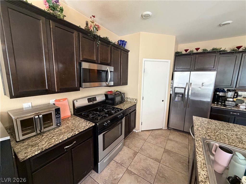 9325 Roadmaster Court Las Vegas NV 89178