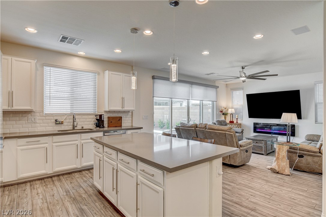 7450 Tinley Creek Avenue Las Vegas NV 89113