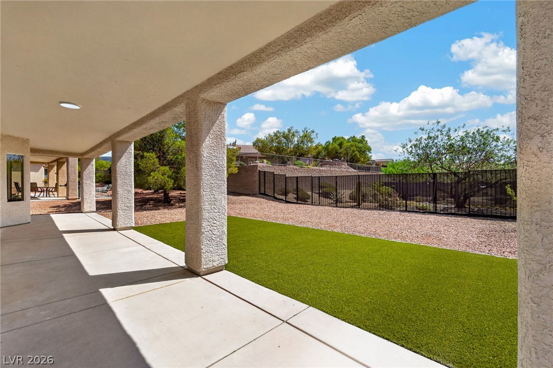 1651 Danbury Crossing Drive Henderson NV 89052