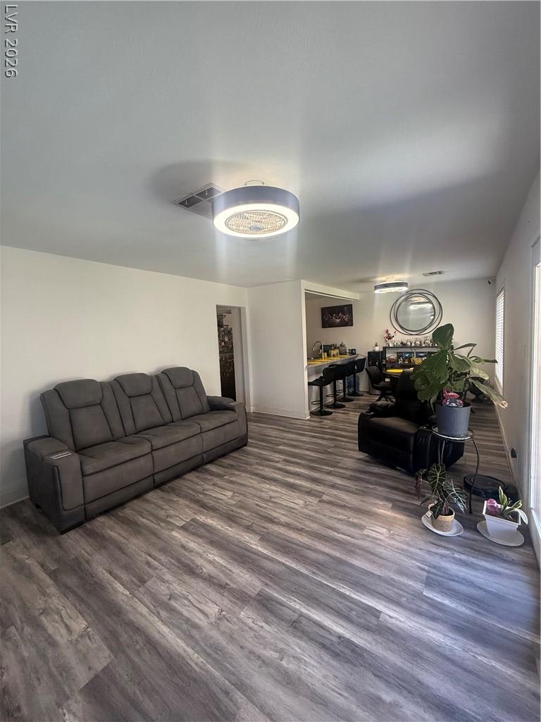 3929 Calle Esquina Las Vegas NV 89103