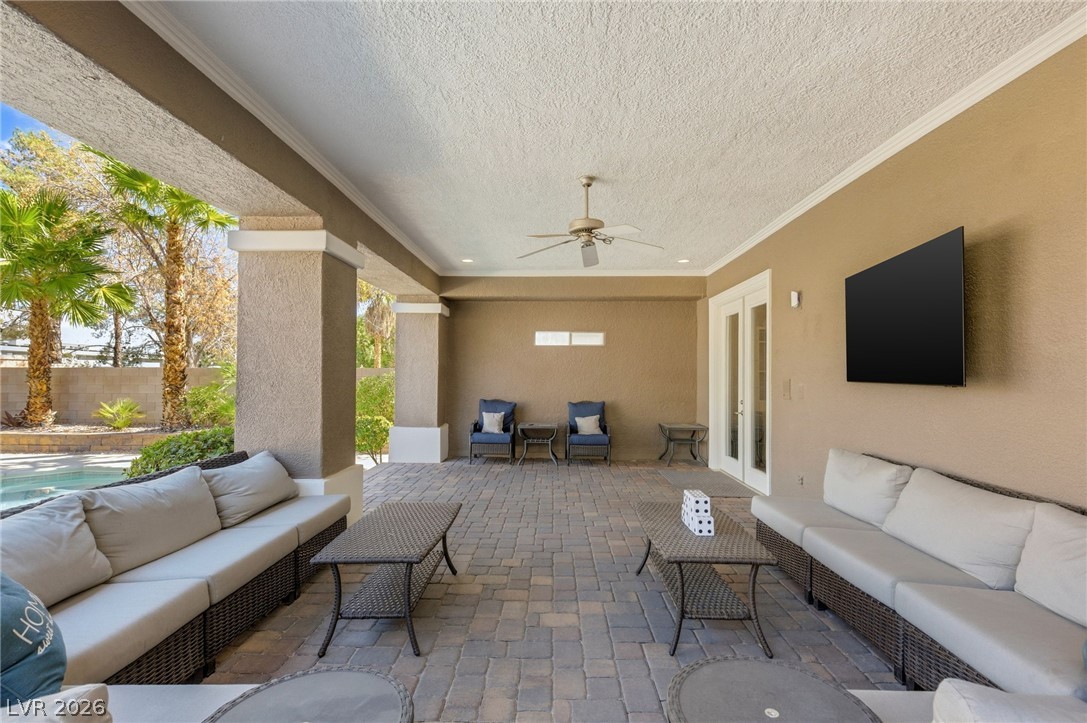 8052 Dark Hollow Place Las Vegas NV 89117