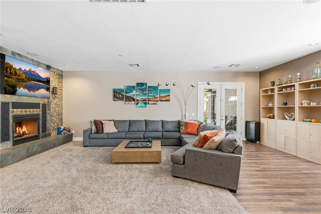 8052 Dark Hollow Place Las Vegas NV 89117