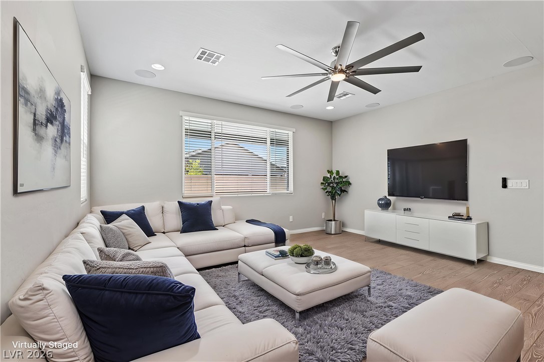 10125 Ferton Lake Avenue Las Vegas NV 89178