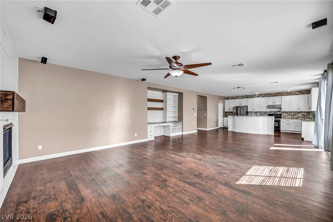 4021 Keasberry Avenue North Las Vegas NV 89081