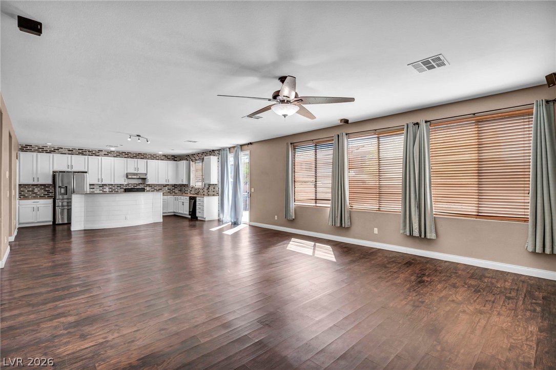 4021 Keasberry Avenue North Las Vegas NV 89081