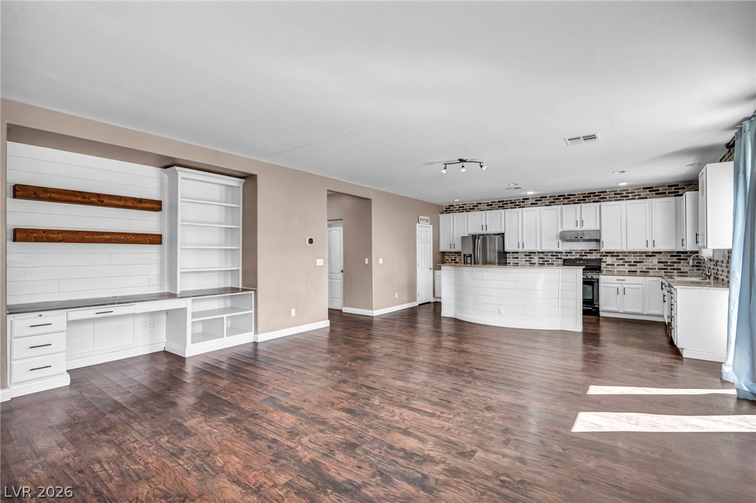 4021 Keasberry Avenue North Las Vegas NV 89081