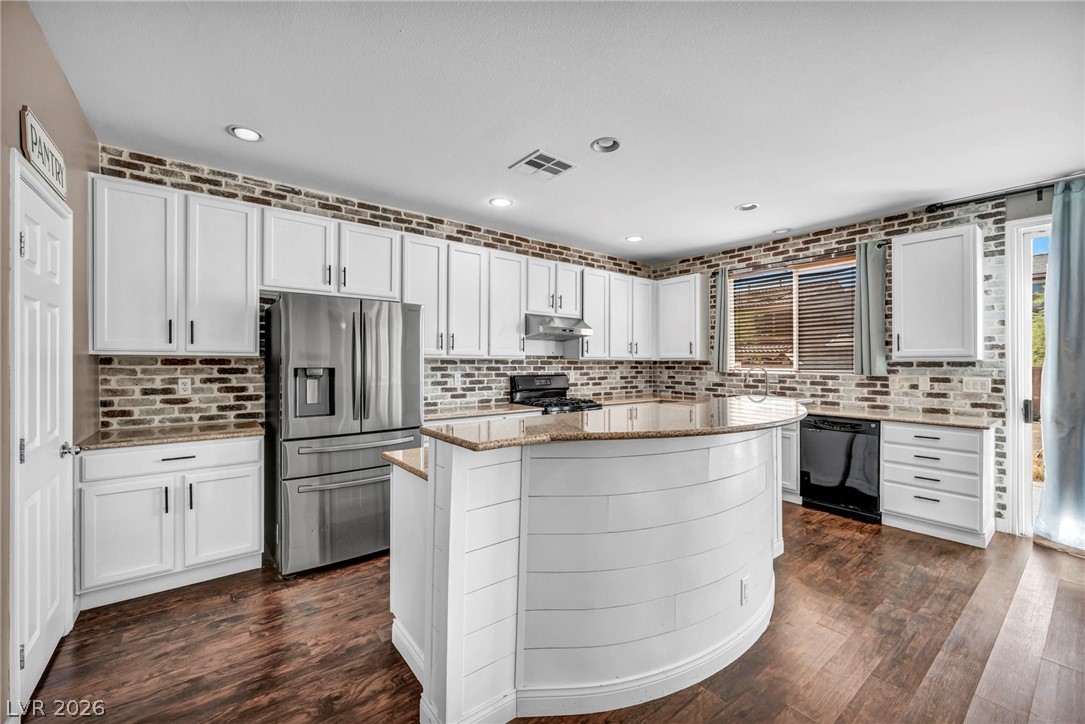 4021 Keasberry Avenue North Las Vegas NV 89081