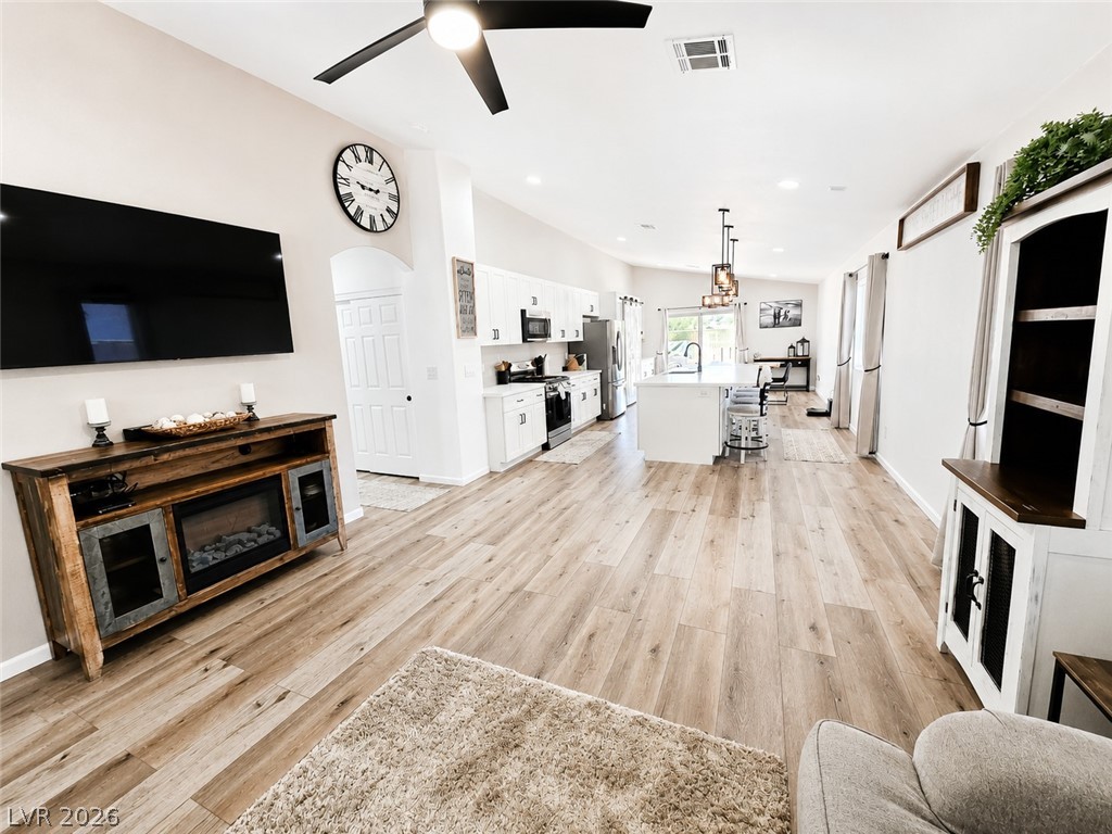 7476 Flowing Stream Drive Las Vegas NV 89131