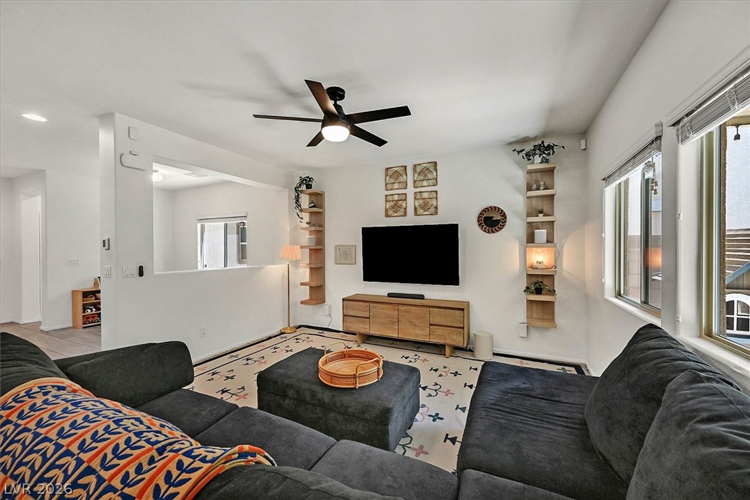 7913 Woolly Street Las Vegas NV 89149