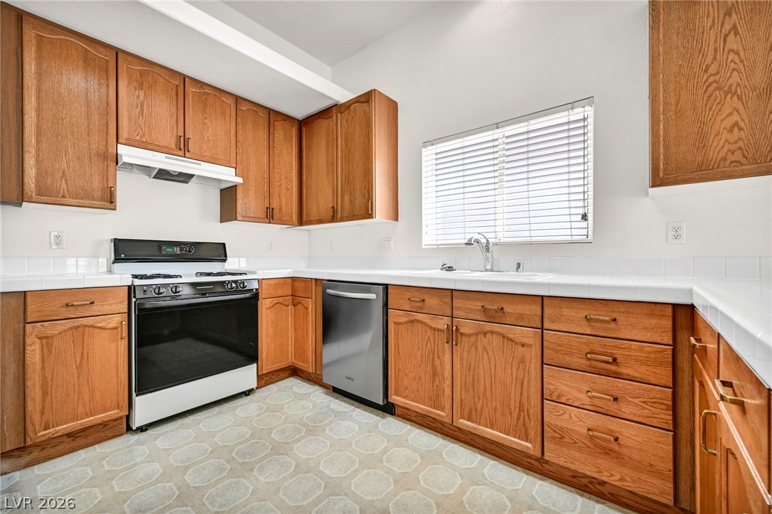 89 Saint Johns Wood Avenue Henderson NV 89002