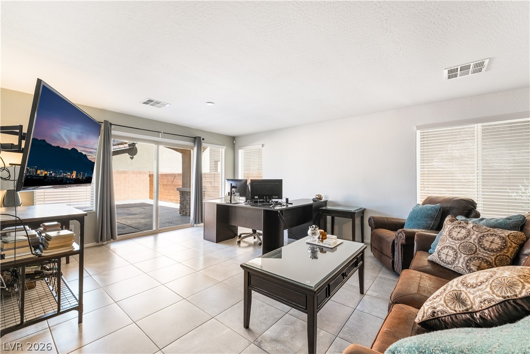 7646 Monomoy Bay Avenue Las Vegas NV 89179