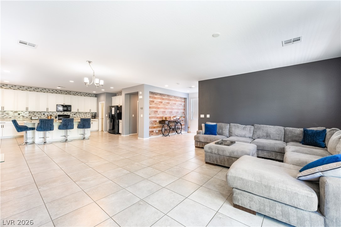 7646 Monomoy Bay Avenue Las Vegas NV 89179