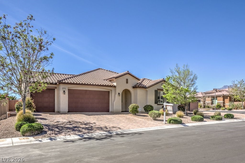 9805 Yellow Shadow Avenue Las Vegas NV 89149