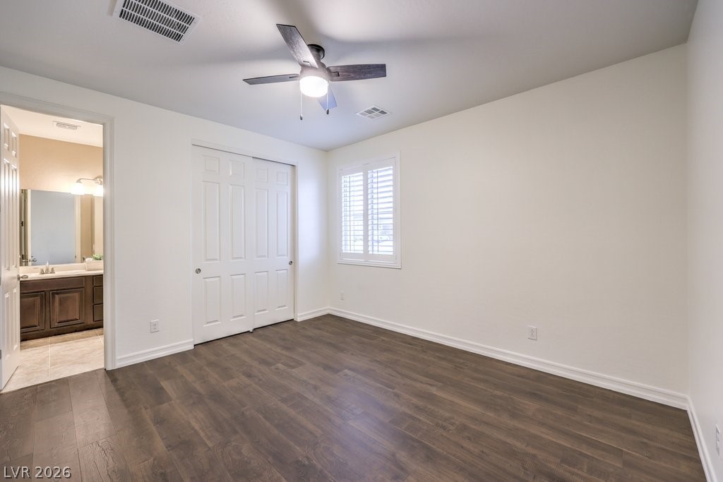 9805 Yellow Shadow Avenue Las Vegas NV 89149