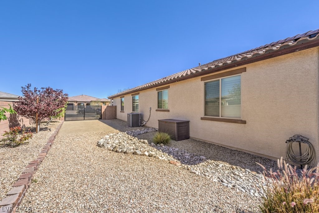 9805 Yellow Shadow Avenue Las Vegas NV 89149