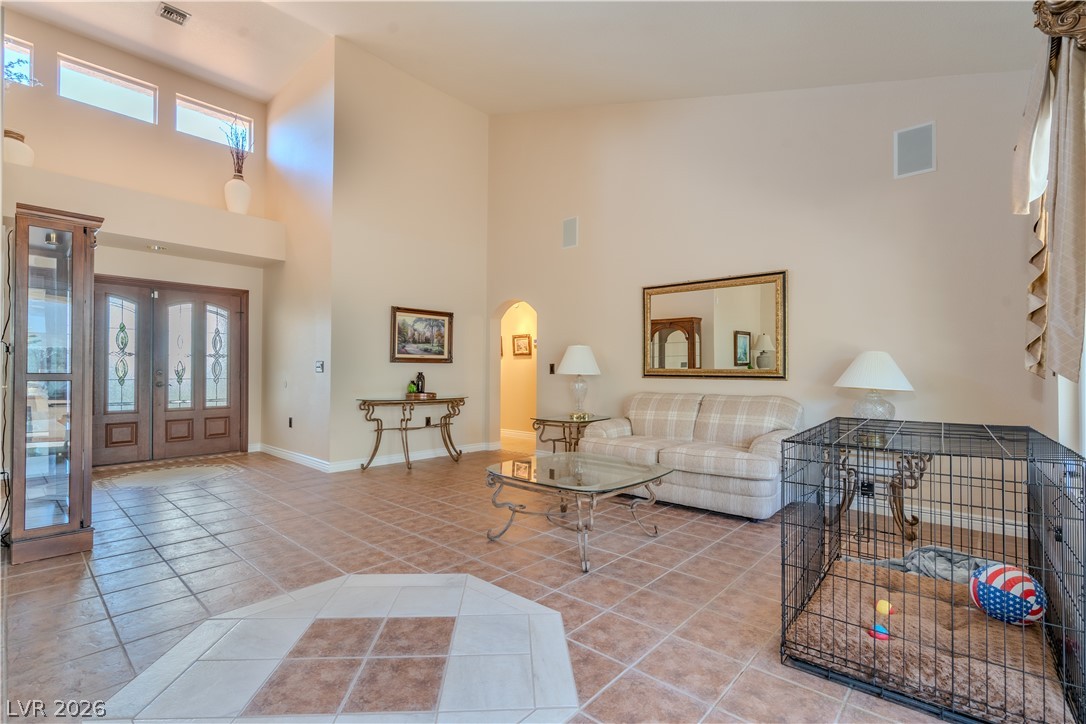 8909 Meadowood Drive Las Vegas NV 89134