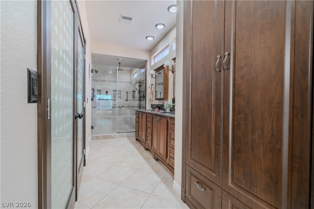 8909 Meadowood Drive Las Vegas NV 89134