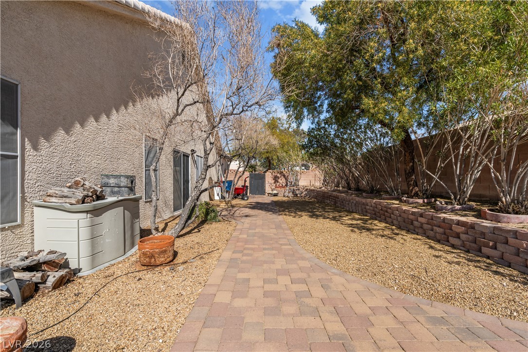 6647 Isolated Avenue Las Vegas NV 89110
