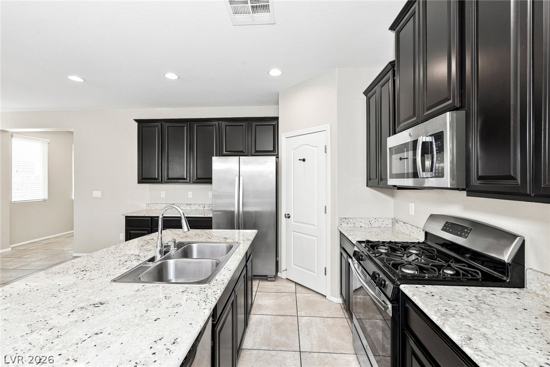 6374 Point Isabel Way Las Vegas NV 89122