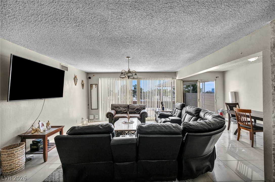313 Falcon Lane Las Vegas NV 89107