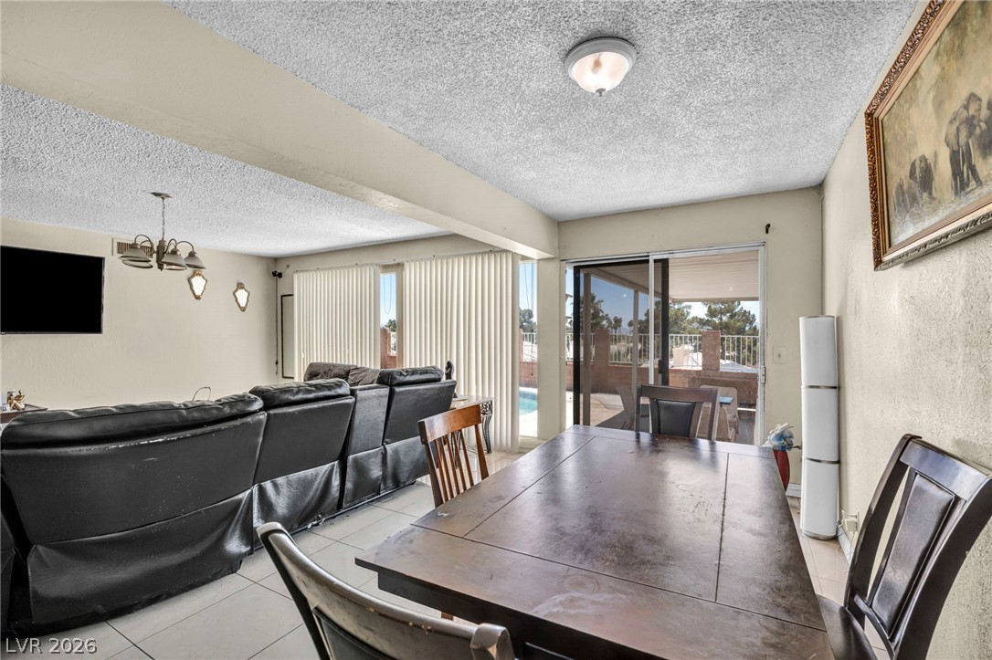 313 Falcon Lane Las Vegas NV 89107
