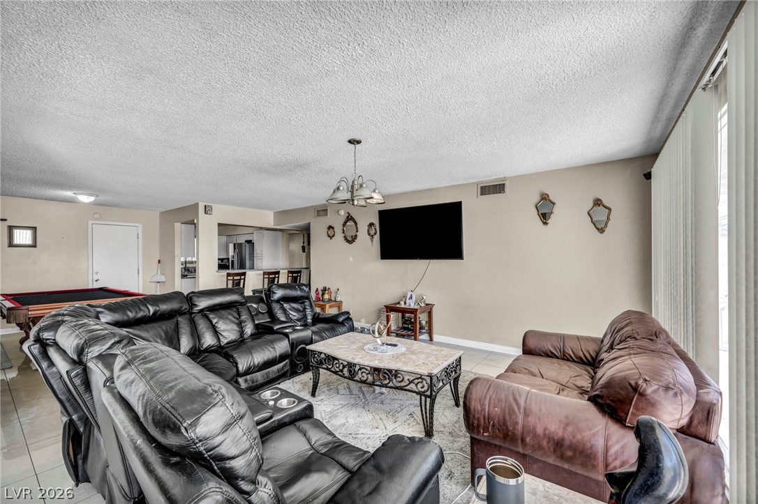 313 Falcon Lane Las Vegas NV 89107