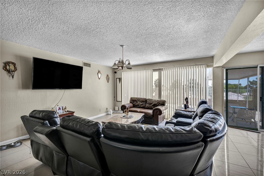 313 Falcon Lane Las Vegas NV 89107