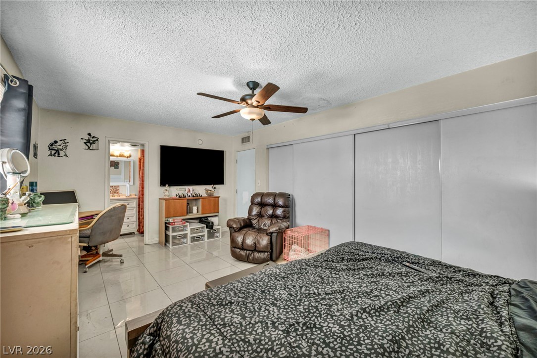313 Falcon Lane Las Vegas NV 89107