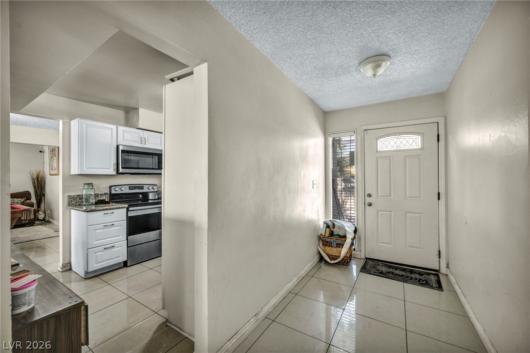 313 Falcon Lane Las Vegas NV 89107