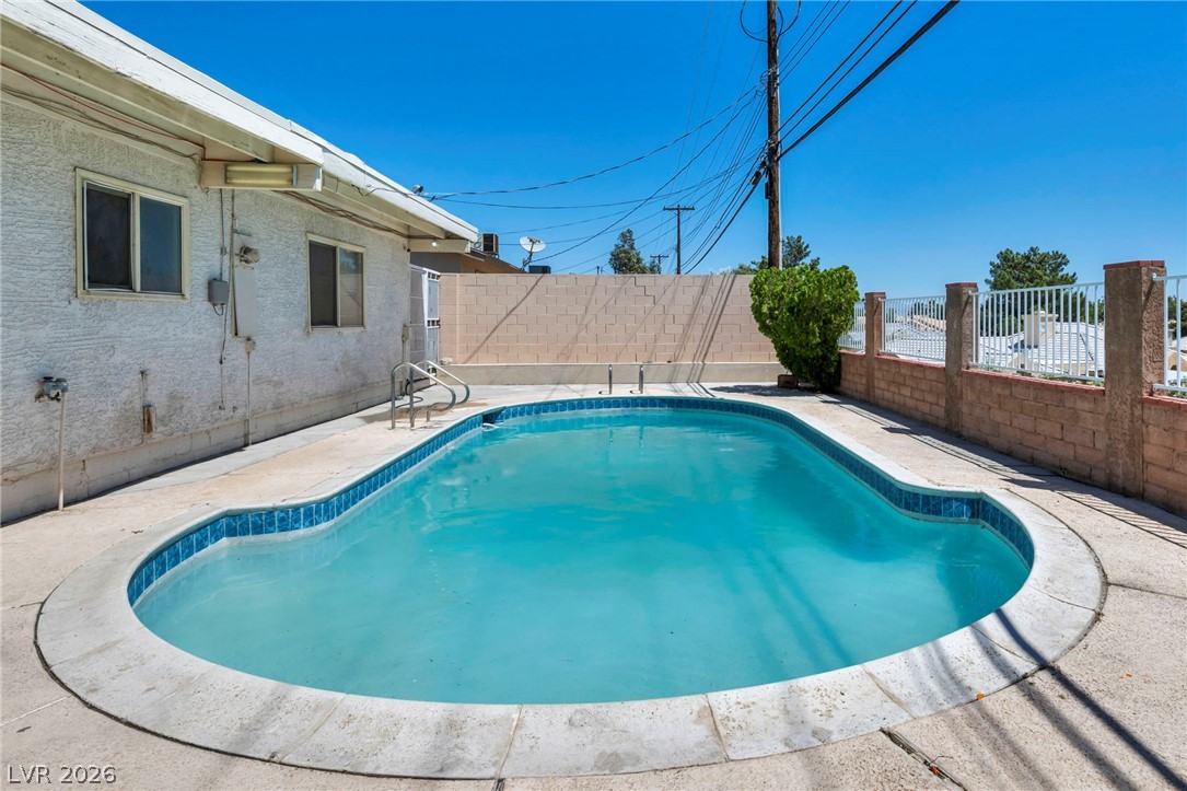 313 Falcon Lane Las Vegas NV 89107