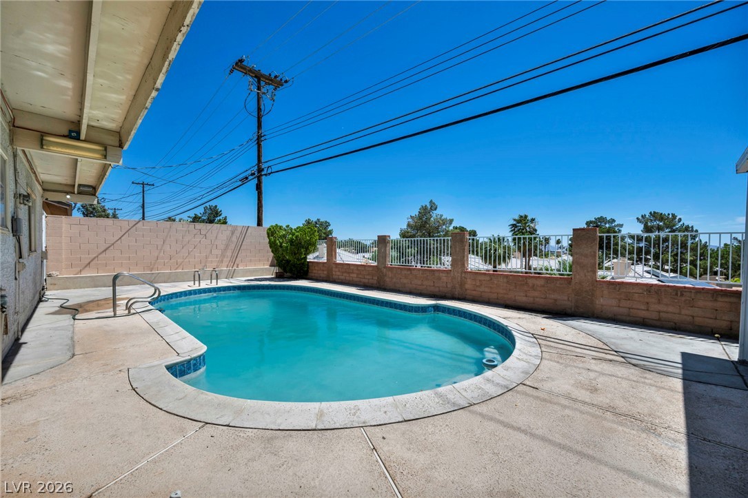 313 Falcon Lane Las Vegas NV 89107