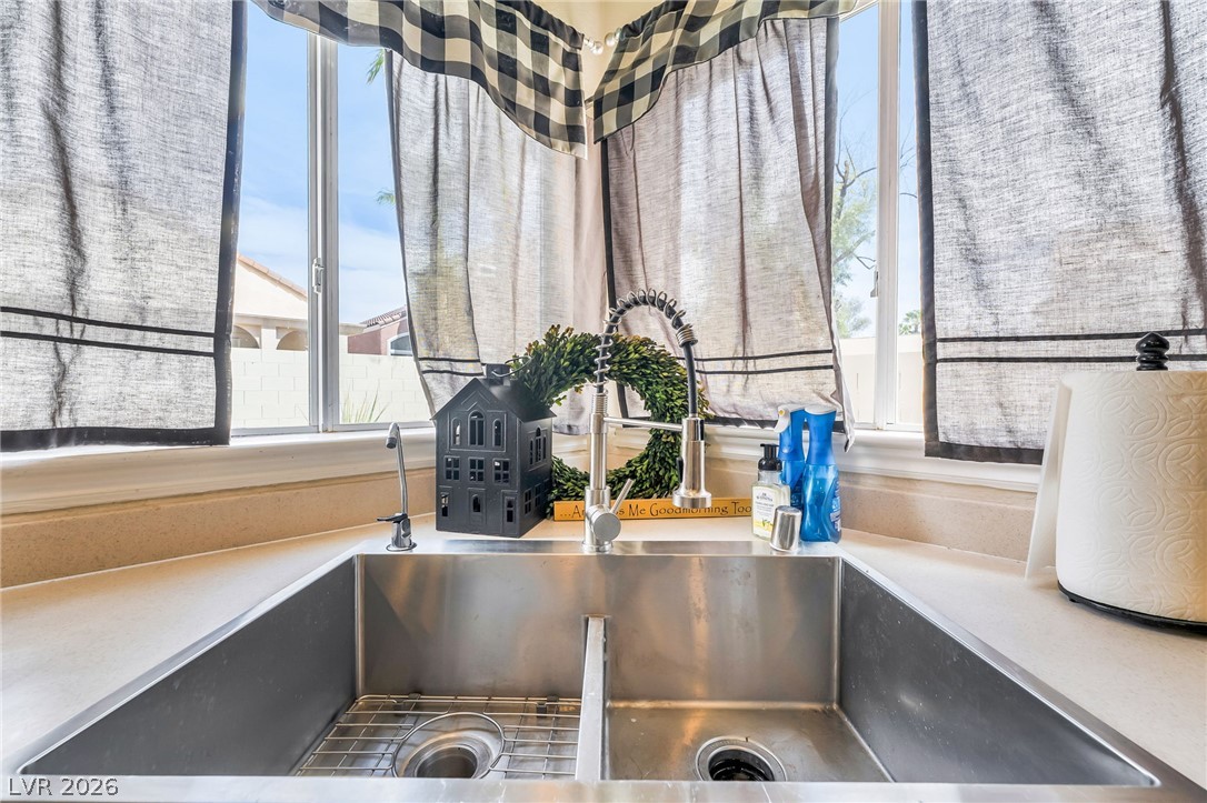 9468 Coral Shine Court Las Vegas NV 89123