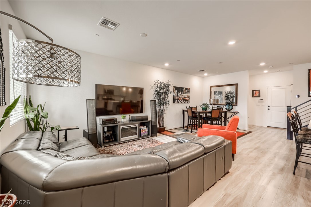 3316 Palindrome Avenue Henderson NV 89044
