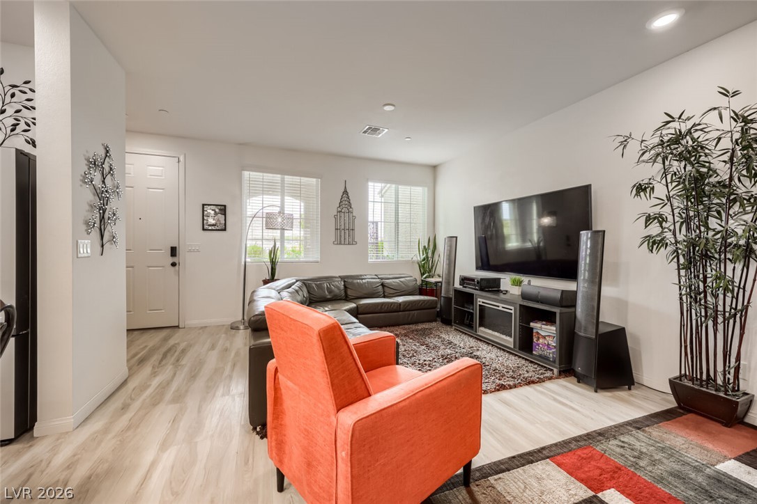 3316 Palindrome Avenue Henderson NV 89044