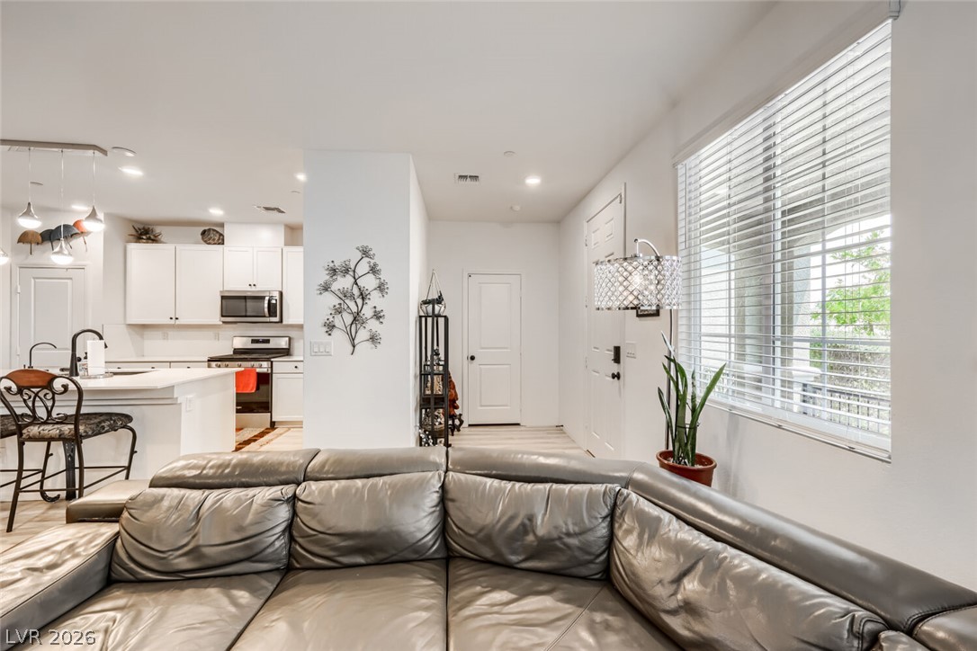 3316 Palindrome Avenue Henderson NV 89044