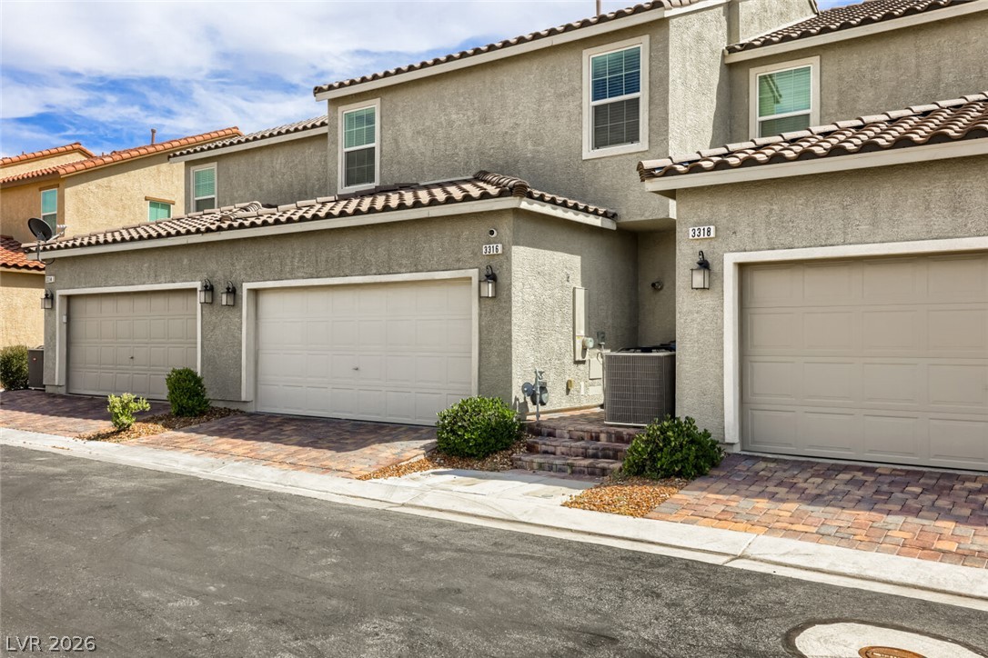 3316 Palindrome Avenue Henderson NV 89044