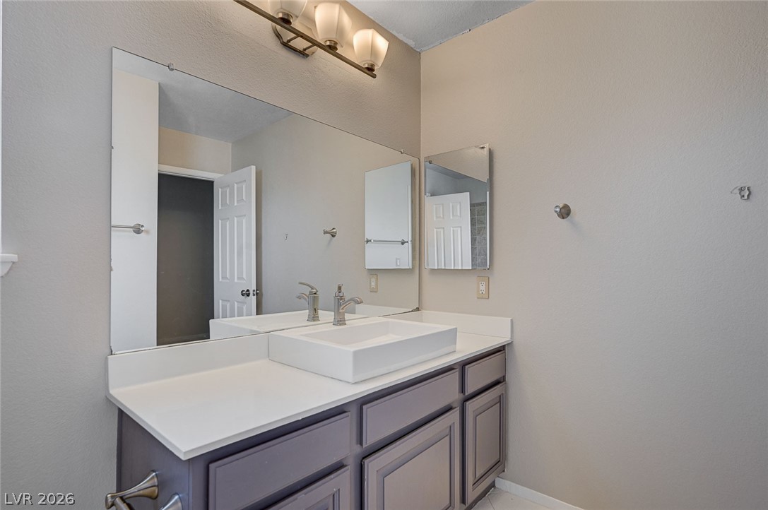 8708 Captains Place Las Vegas NV 89117