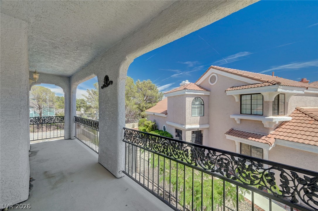 8708 Captains Place Las Vegas NV 89117