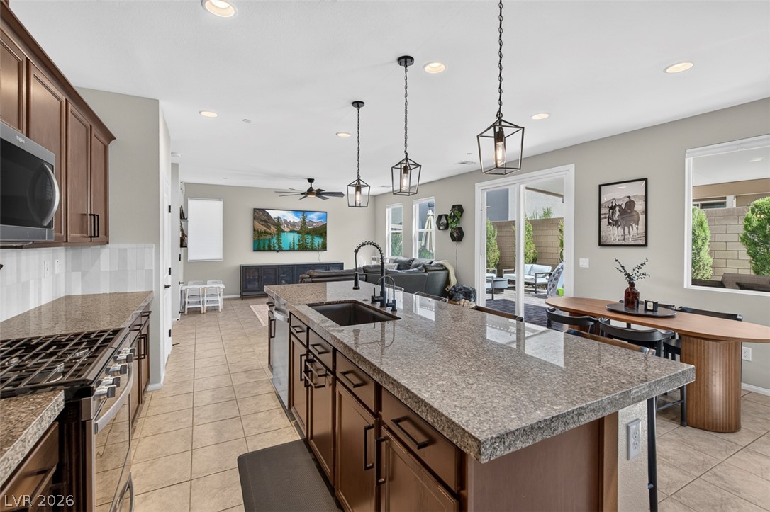 10383 Andele Avenue Las Vegas NV 89166