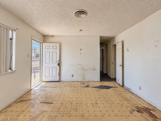 524 Recco Avenue North Las Vegas NV 89030